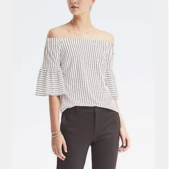 Banana Republic Tops - 🎉 Host Pick !! 🎉 Stripe Crepe Off-Shoulder Top
